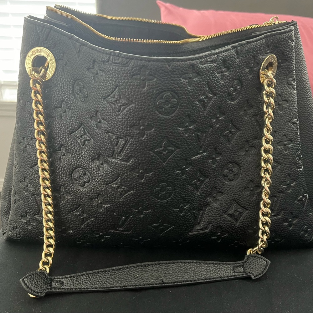 Black purse